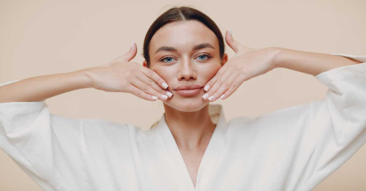  8 vežbi za povećanje usana koje stvarno rade! 