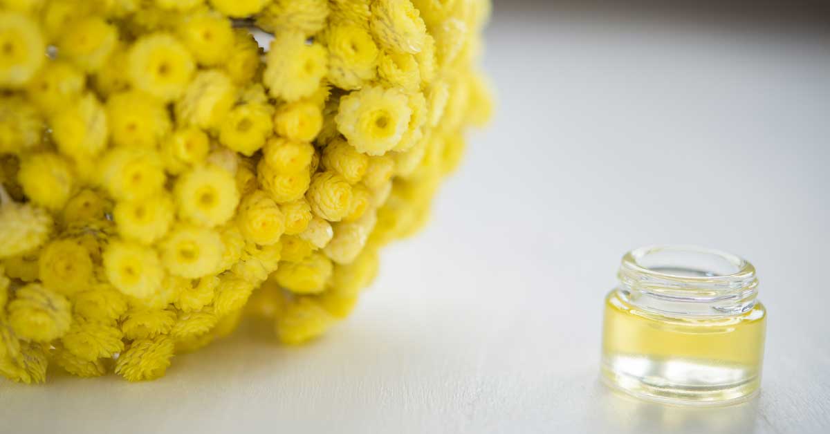 eterično ulje od smilja za lice