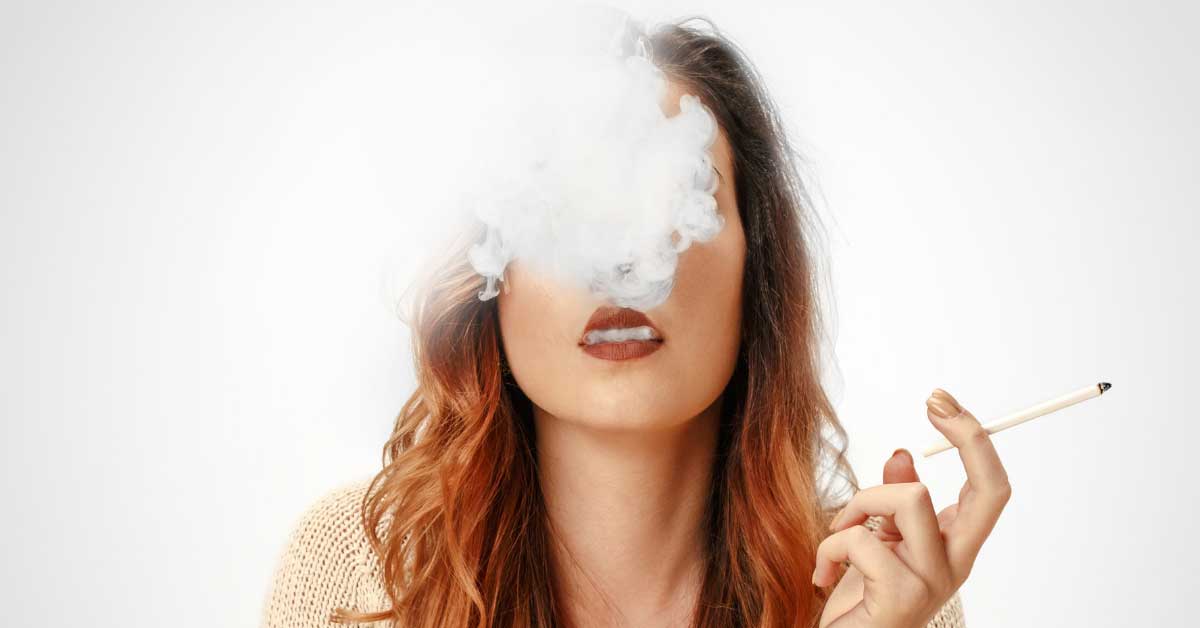  Da li su i u kakvoj vezi pušenje i akne?